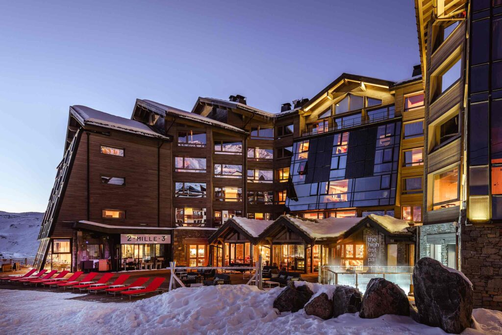 Exterior view of Altapura, Val Thorens, Les Trois Vallées, France